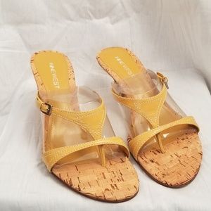 Nine West yellow leather sandal